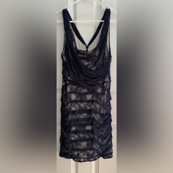 Express Navy Blue Ruched Lace Cocktail Dress Size 6 - Picture 6 of 7